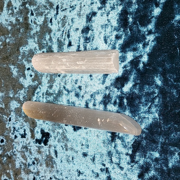 Selenite Rods - Picture 2 of 4